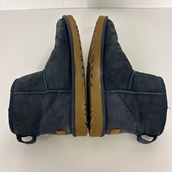 UGG Navy Blue Classic Mini Fur Lined Winter Boots with Tan Bottoms Size 8 - Picture 9 of 10